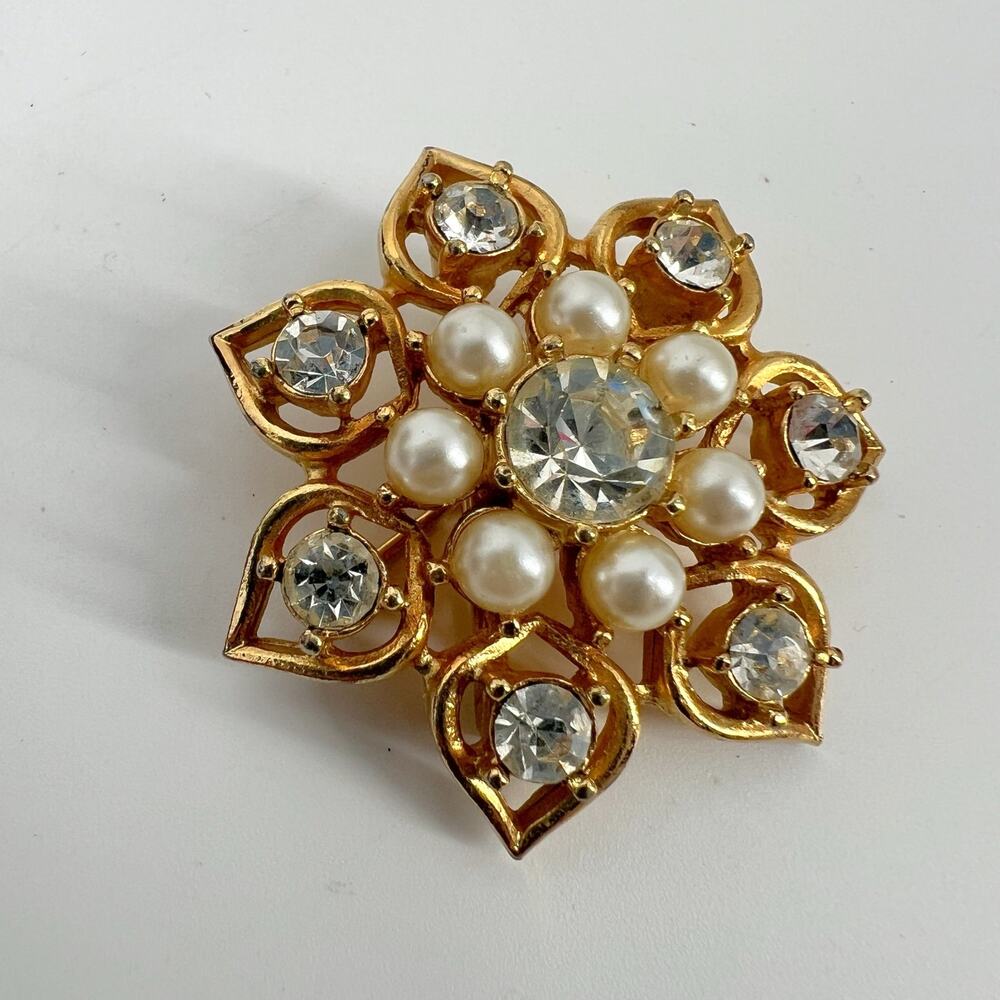 Vintage Sarah Coventry Brooch STARLIT Rhinestone Faux Pearl Gold Tone Costume